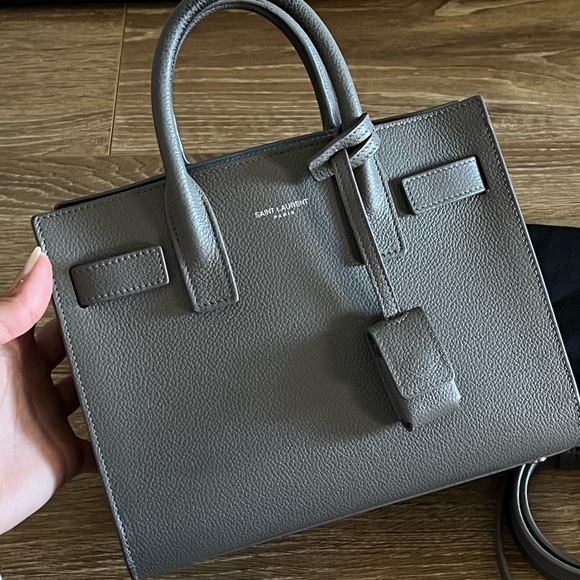 Saint Laurent Nano bag in Grained Leather - Picture 3 of 10